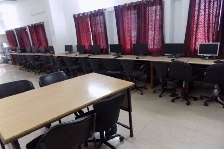 https://cache.careers360.mobi/media/colleges/social-media/media-gallery/26822/2020/6/30/Compuer lab of Zulekha College of Commerce Science and Technology Nagpur_IT-Lab.jpg